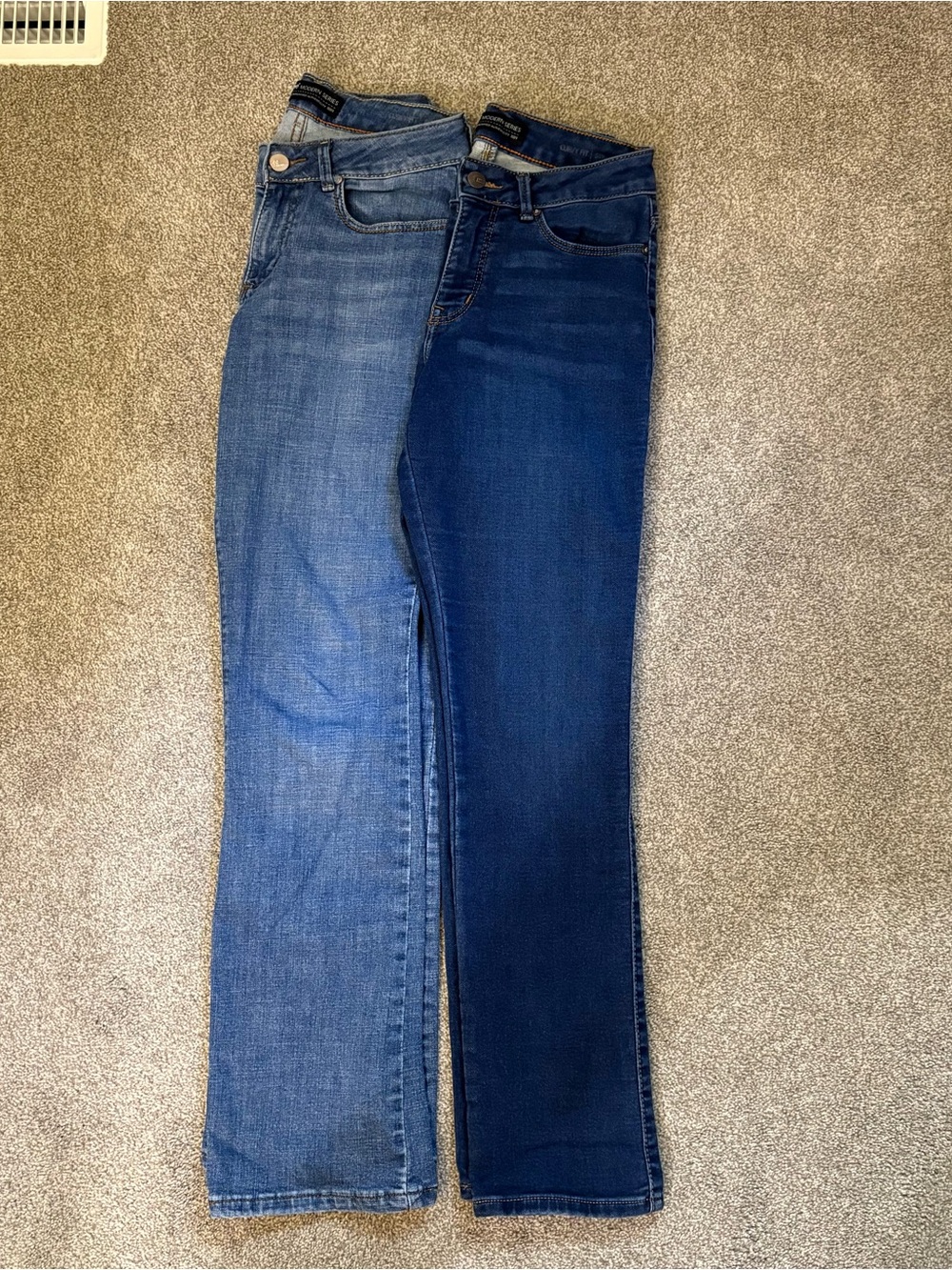 Set of two (2) Lee Women’s Size 6 Medium Jeans